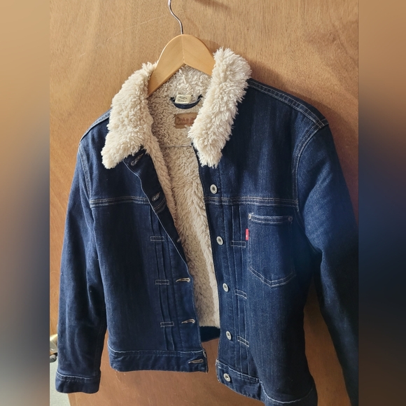 Women's Denim Jacket with Sherpa Lining - Picture 1 of 5